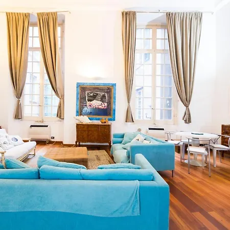 Appartement Carlo House By 24 *