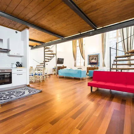 Carlo House By 24 *