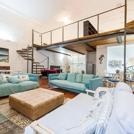 Carlo House By 24 *