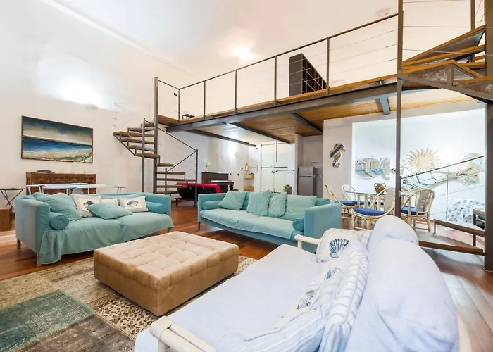Carlo House By 24 *