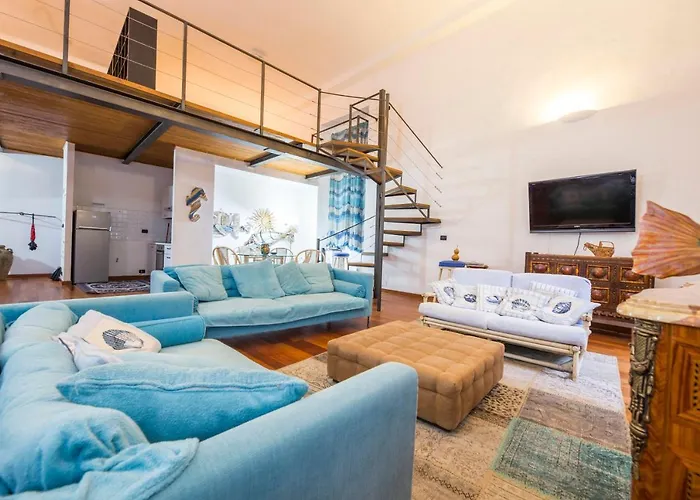 Carlo House By 24 *