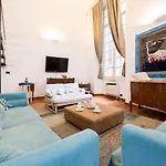 Carlo House By 24 Apartament *